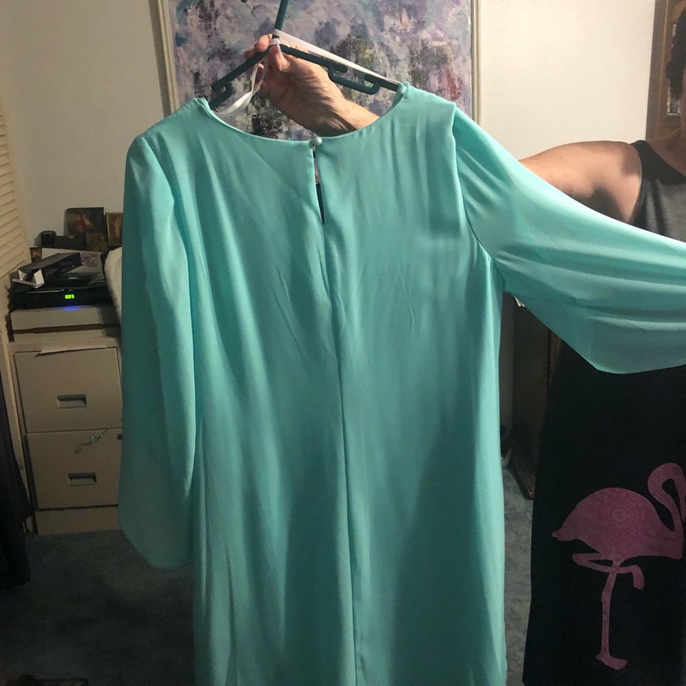 Dress - Picture 3 of 4